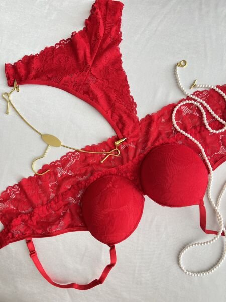 Dantelli Destekli Kırmızı Büstiyer Takım 75B
