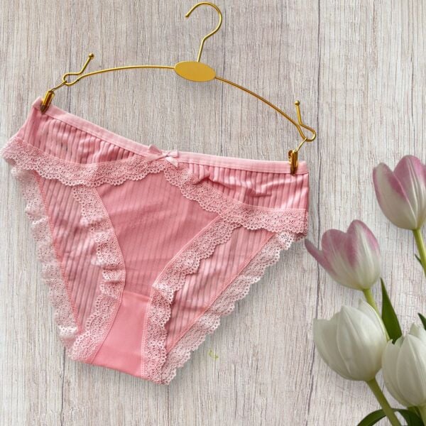 Tül Detaylı Pembe Slip Külot
