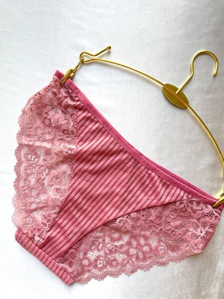 Dantelli Pembe Külot