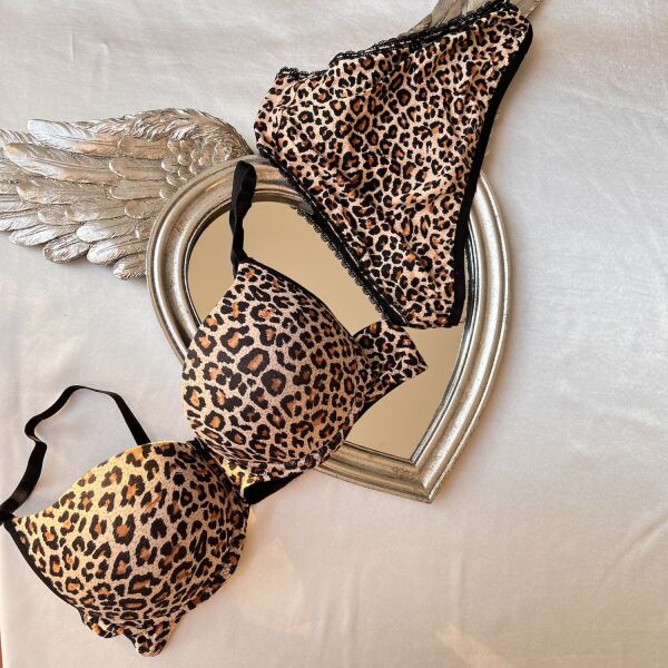 Leoparlı Dolgulu Sütyen Takımı